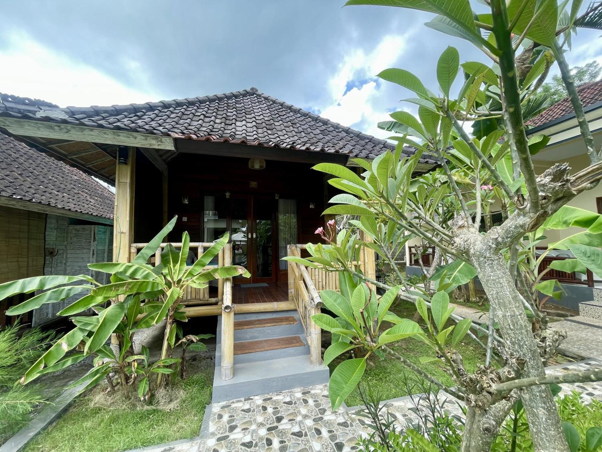 Bali Nusa Cottage Nusa Lembongan  Exterior photo